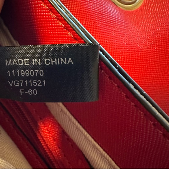 Guess Cherie Convertible Crossbody Flap Bag in Red - Picture 15 of 16